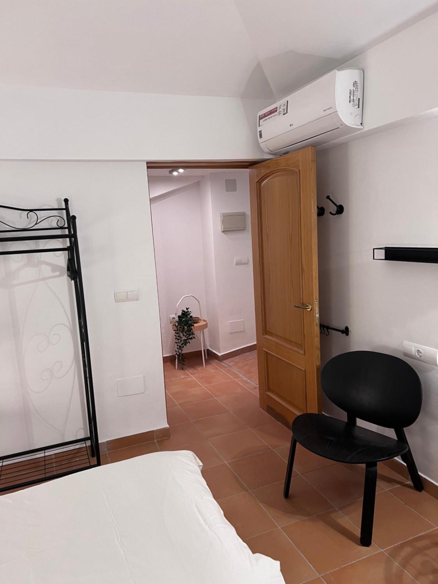 Biznaga Hols (Adults Only) Apartment เบนัลมาเดนา ภายนอก รูปภาพ