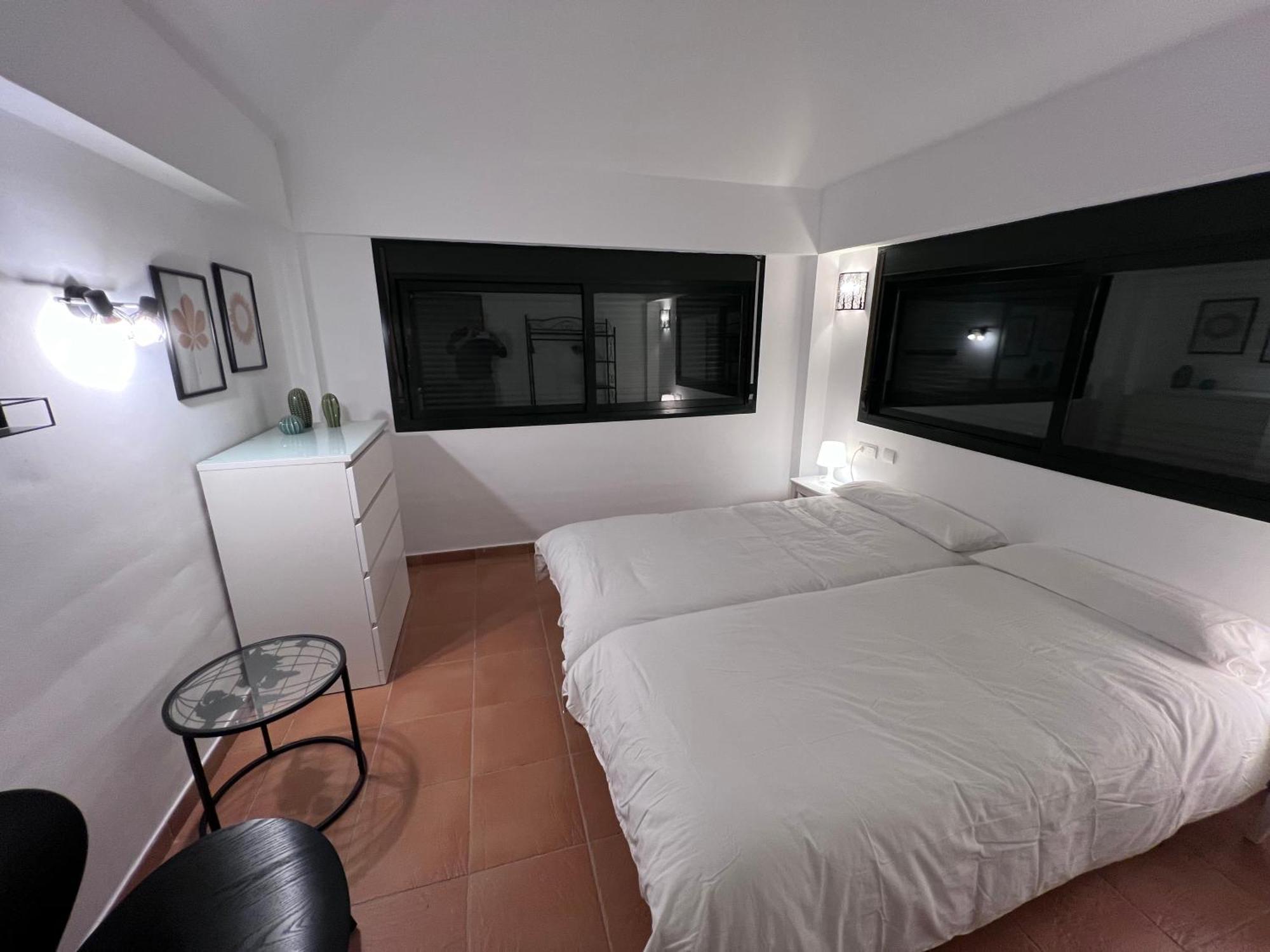 Biznaga Hols (Adults Only) Apartment เบนัลมาเดนา ภายนอก รูปภาพ
